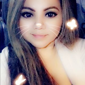 Meet your Posher, Veronica